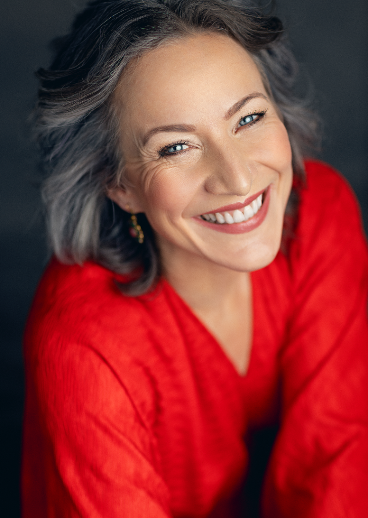 Amélie Yan-Gouiffès: Sometimes All You Need To Do Is Jump Professional photograph of Amélie smiling
